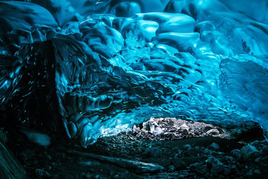 stocksnap-ice-2567399_1920